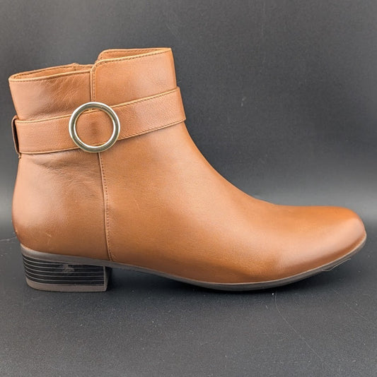 Trotters Melody Womens Bootie Sz 7N Almond Toe Luggage Leather Side Zip Boots Trotters