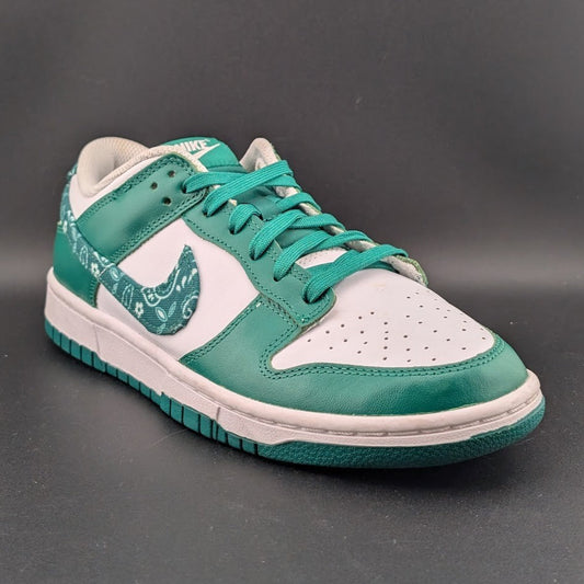 Nike Women's Size 10 Dunk Low Green Paisley DH4401-102 Nike