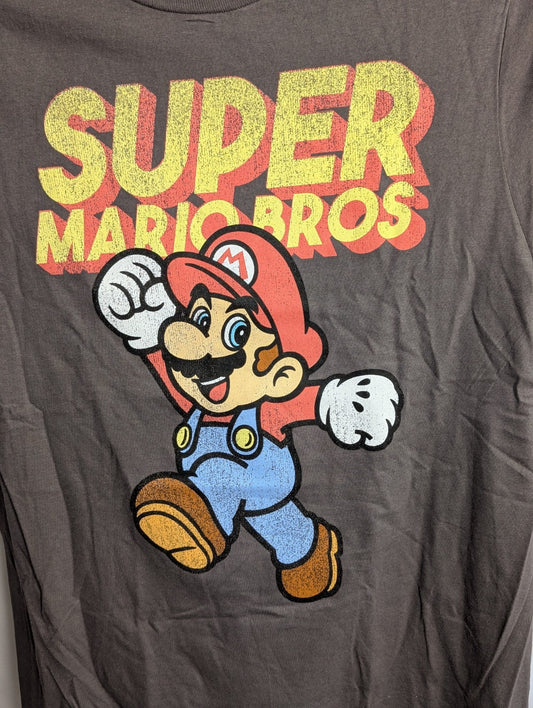 Video Game Nintendo Super Mario Bros Vintage Retro T-Shirt Size S Mad Engine