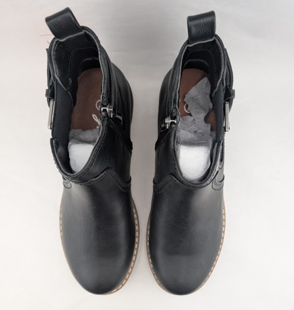 Jeossy Women's Size 7 Black Chelsea Ankle Boots w/ Lug Sole Round Toe jeossy