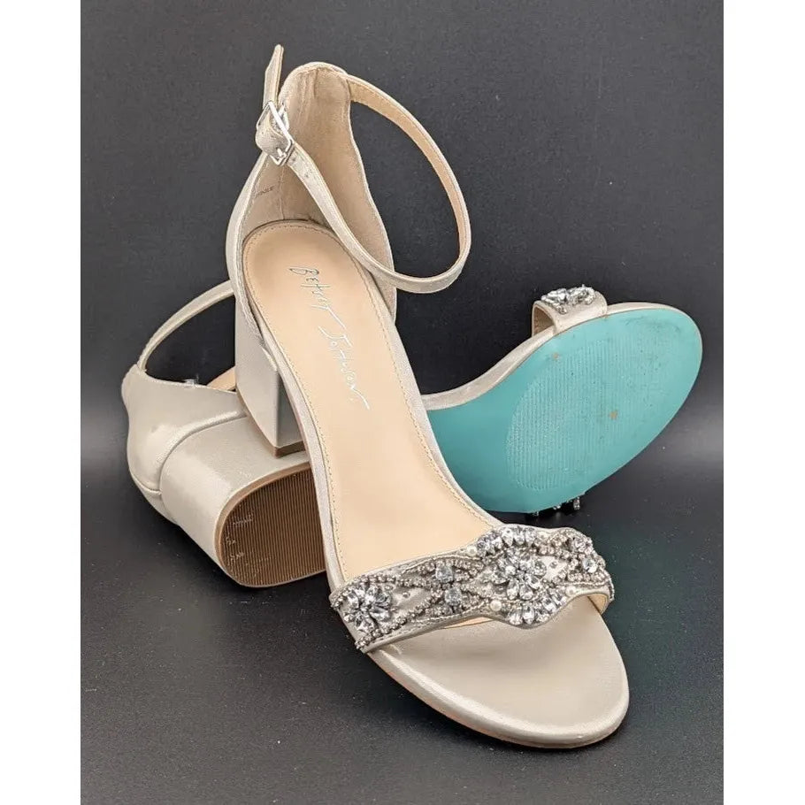 Blue by Betsey Johnson Women’s SB-Mel Heeled Sandal, Silver, Size 9M US SoleComfort.shoes