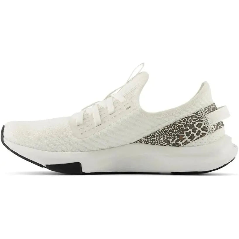 Pre-Owned New Balance DynaSoft Nergize Sport V2 Women's Cross Train Shoe Size 12 WHITE WNRGSLC2 New Balance