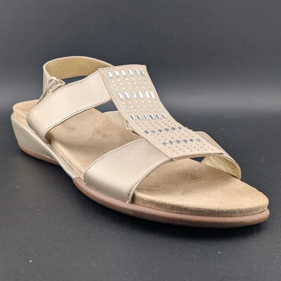 Easy Spirit Womens Hazel Wedge Sandal, Biege 150, 10 Narrow US SoleComfort.shoes