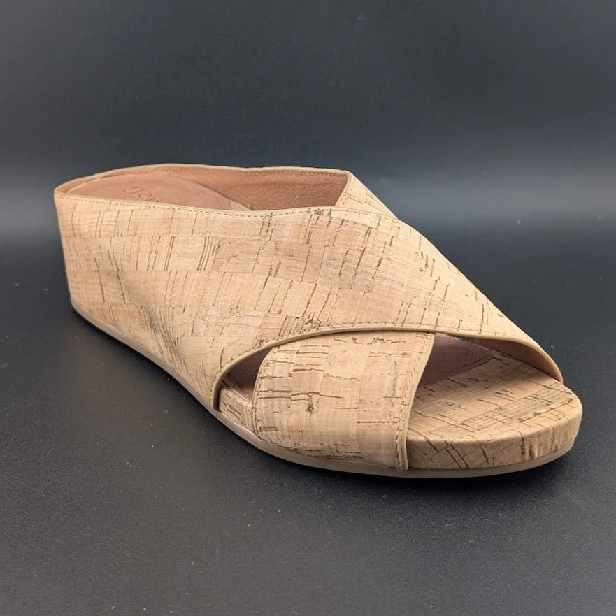 Gentle Souls by Kenneth Cole Gianna X-Band Slide Sandals Cork Women's Size 10 SoleComfort.shoes
