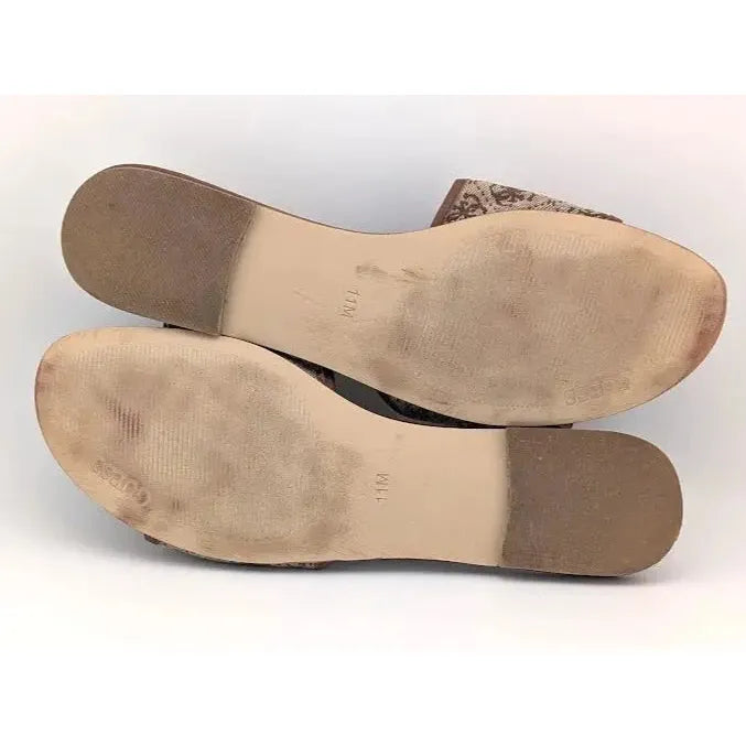 Pre-Owned Guess "Hammi" Women's Size 11 Slide Sandal Medium Brown with Medallion - SoleComfort.shoes