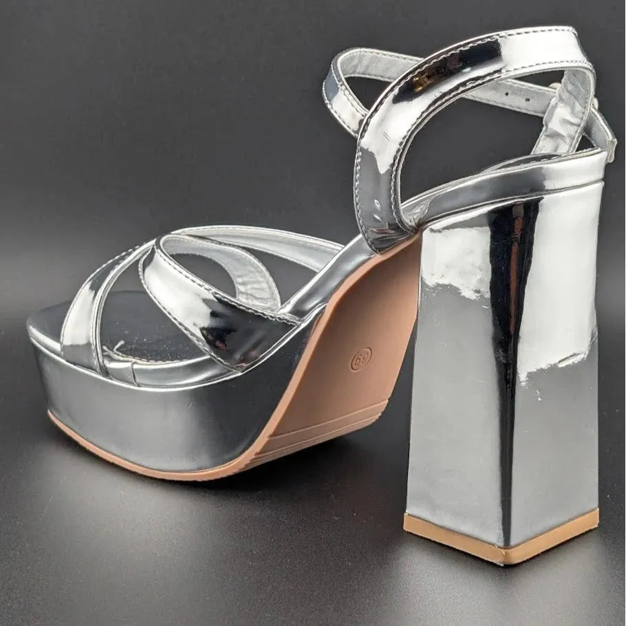 NEW Women's 5-in Platform Cross Strap Sandal Size 8.5 Chunky Heel Open SquareToe SoleComfort.shoes