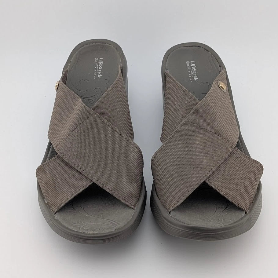 Bzees for Lifestride Women's Size 7M Taupe Elastic Slide Sandal SoleComfort.shoes