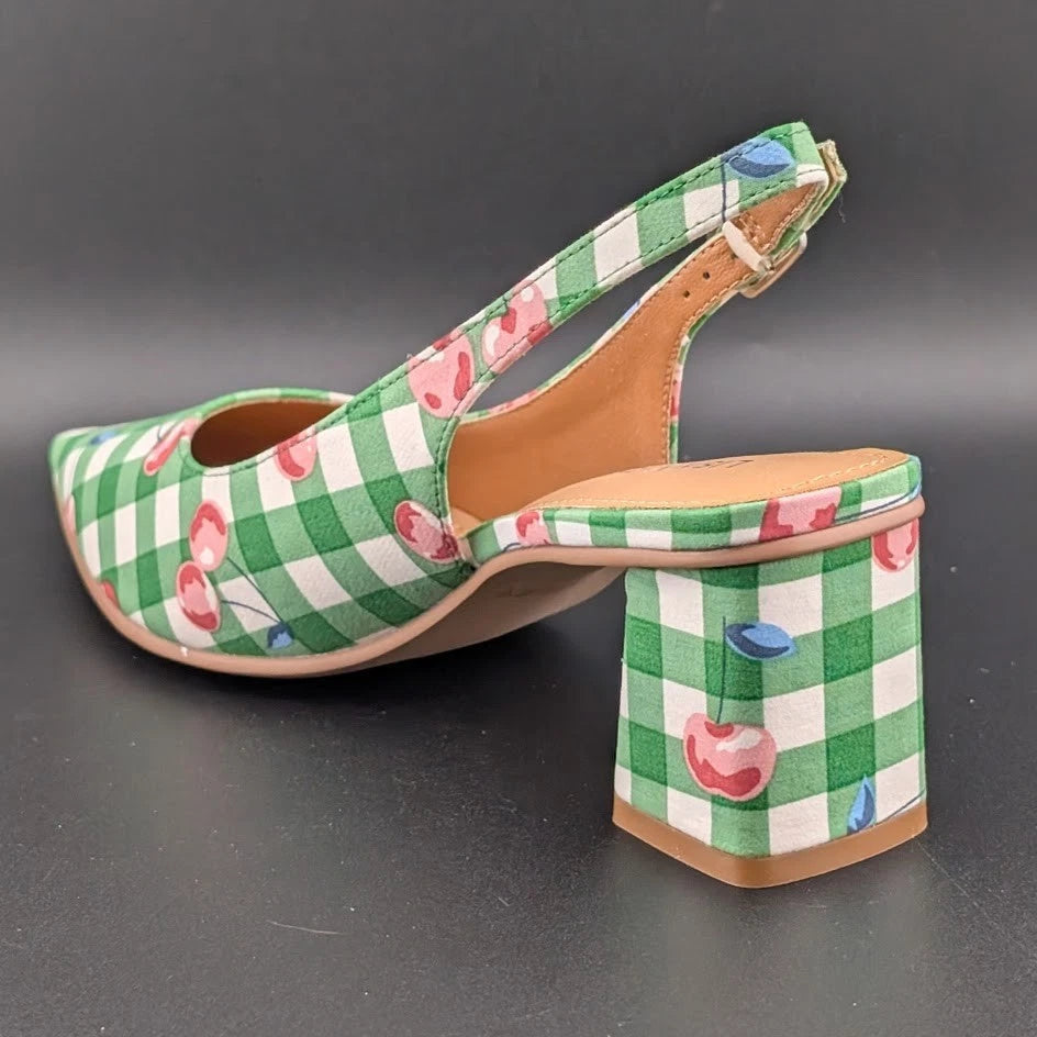 Lisa Vicky Womens 6 Zee Pointed Toe Slingback Pump Green Cherry New In Box SoleComfort.shoes
