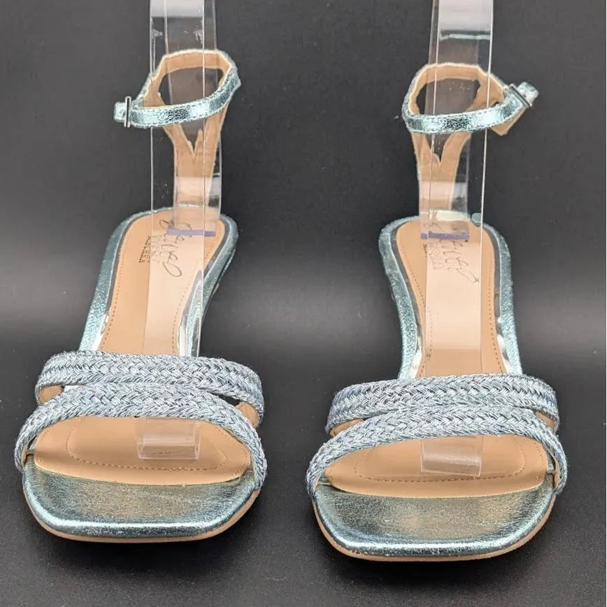 Jewel Badgley Mischka Size 6.5B Hayzel Metallic Kitten Heel Sandal NIB SoleComfort.shoes