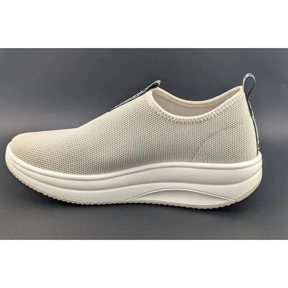 STQ Lightweight Breathable Sneakers Walking Women Shoes Size 7.5 Roller Bottom SoleComfort.shoes