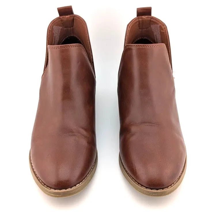 Women's Size 6 "Nora" Cut Out Ankle Bootie by Universal Thread™ Year-Round Boot SoleComfort.shoes