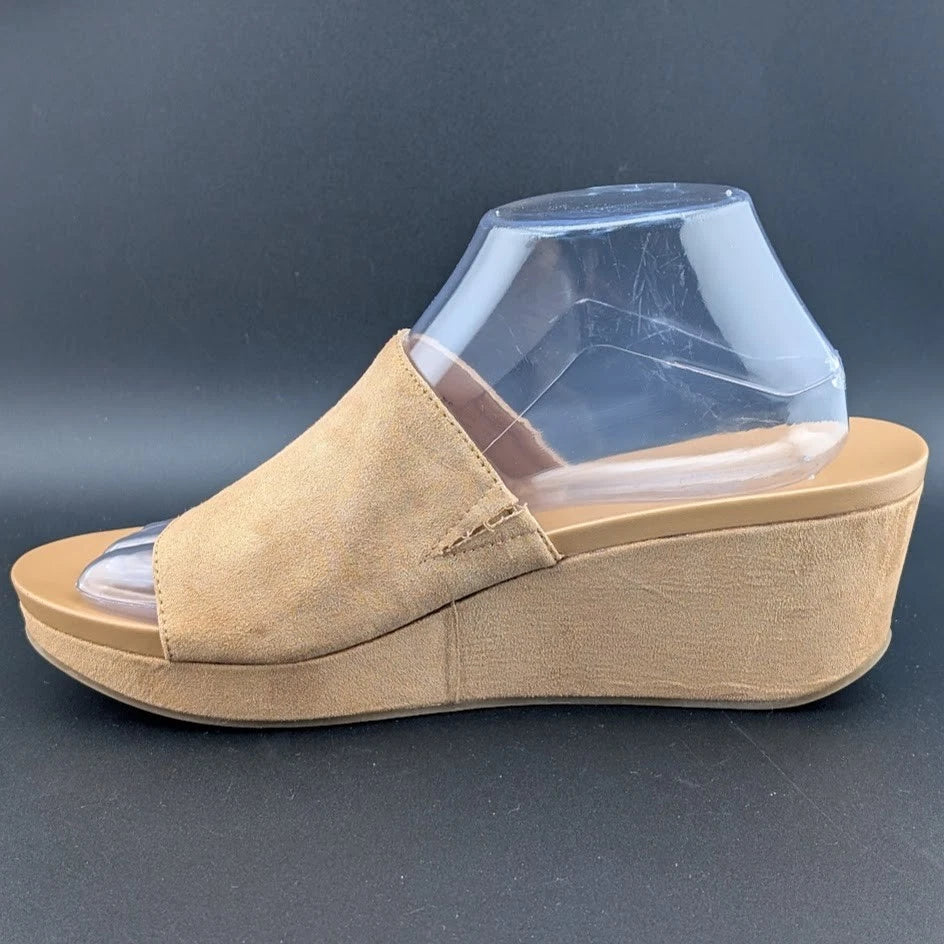 Carlos Santana Delphina Khaki Faux Suede Mules Size 8.5 Excellent Pre-own SoleComfort.shoes