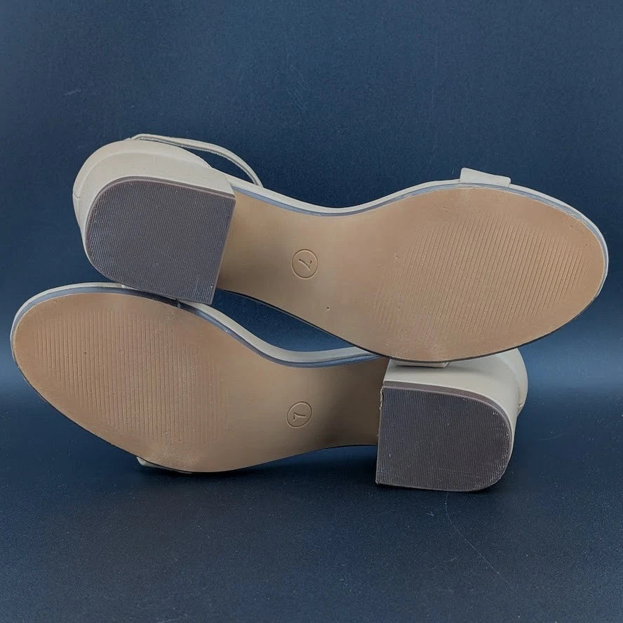 Women's Sz 7 Ankle Strap Heeled Sandals Open Round Toe Strappy Mid Block Heels SoleComfort.shoes