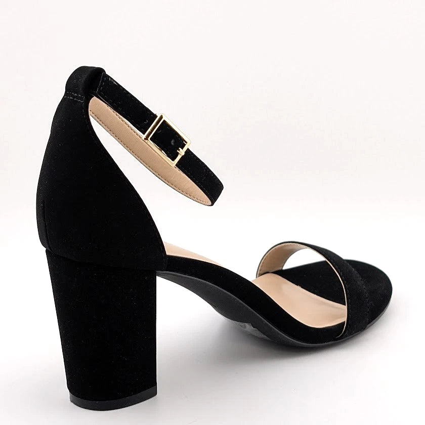 Women's Sz 9 Ankle Strap Heeled Sandals Open Round Toe Strappy Low Block Heels SoleComfort.shoes