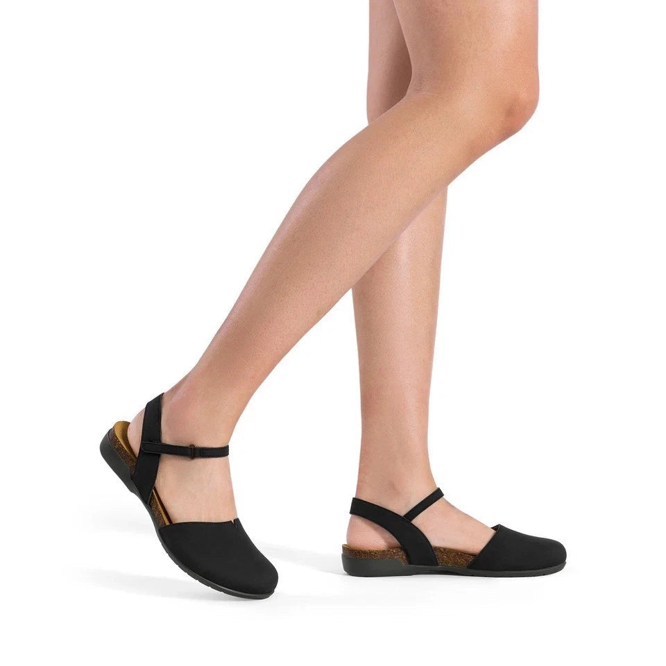 Women Close Toe Sandals Arch Support Comfortable Cork Footbed Flat Sandals SoleComfort.shoes