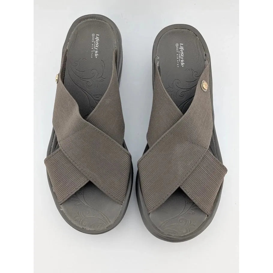 Bzees for Lifestride Women's Size 7M Taupe Elastic Slide Sandal SoleComfort.shoes