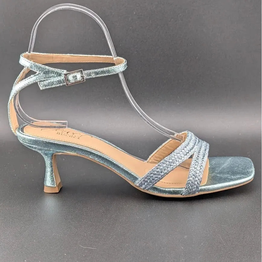 Jewel Badgley Mischka Size 6.5B Hayzel Metallic Kitten Heel Sandal NIB SoleComfort.shoes