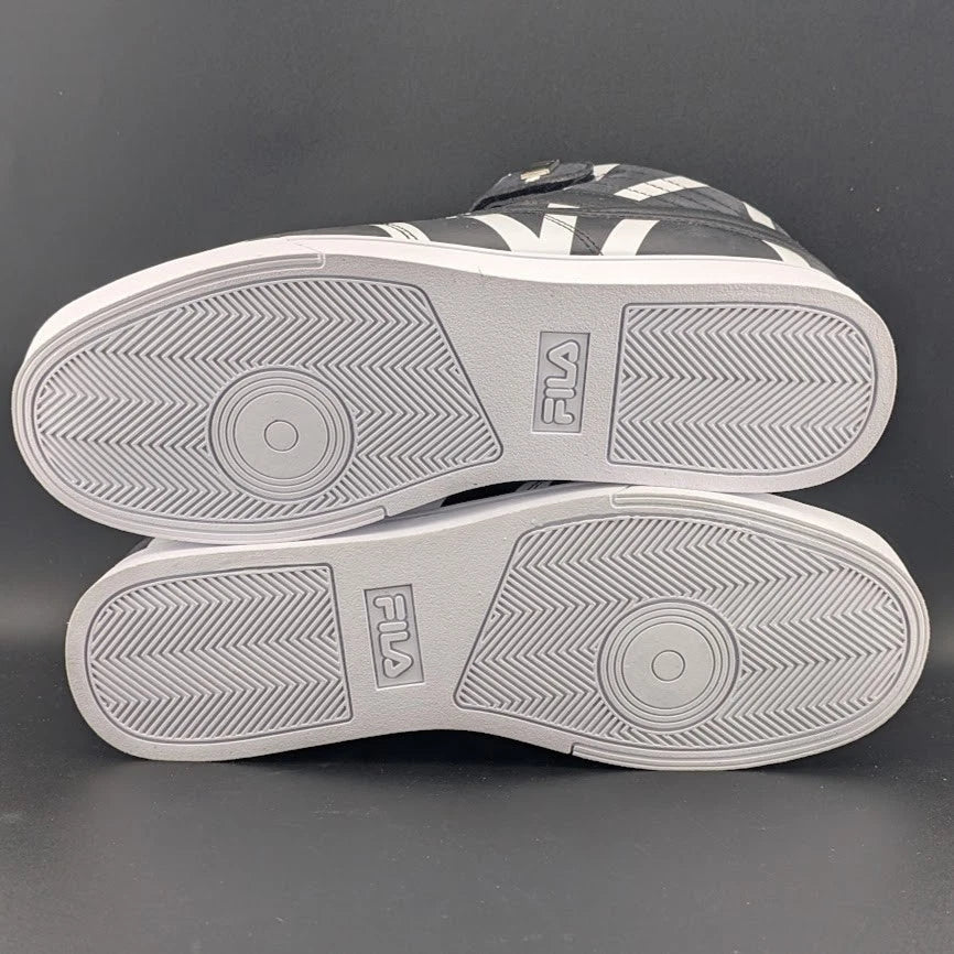 Fila Vulc 13 Men's Size 10 Black with Stripe-T 1FM01748-013 SoleComfort.shoes