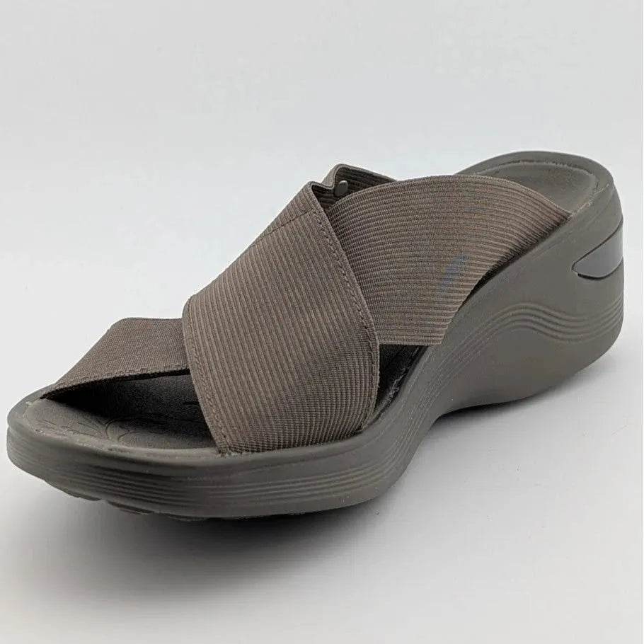 Bzees for Lifestride Women's Size 7M Taupe Elastic Slide Sandal SoleComfort.shoes