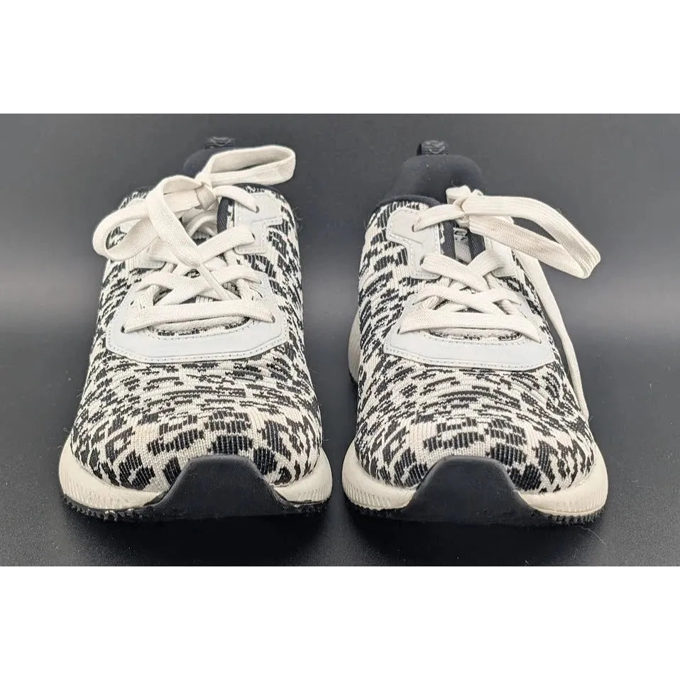 Skechers Bob's Squad Women's Size 6.5 Mighty Cat Running Shoes Leopard Sneakers SoleComfort.shoes