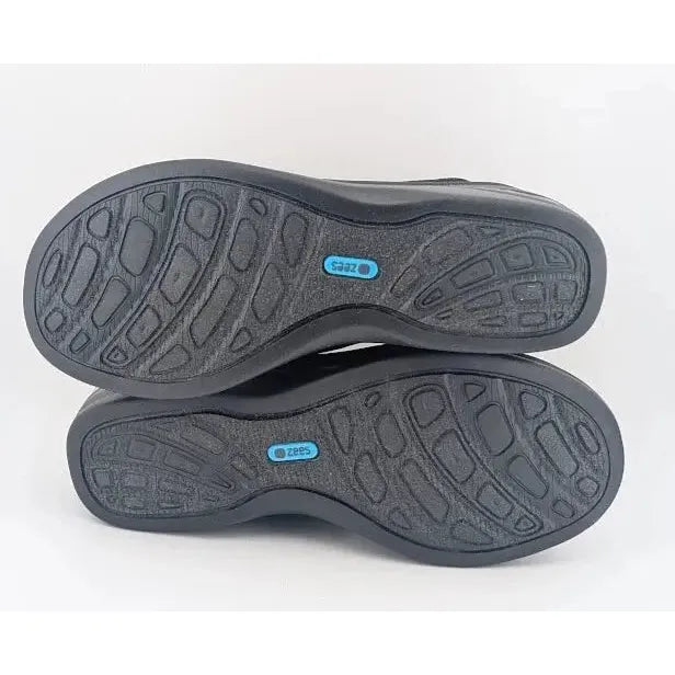 Bzees Desire Wedge Elastic Bands Slide Sandals Black Women's 9M Bzee