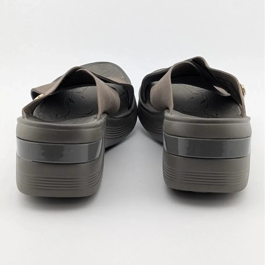Bzees for Lifestride Women's Size 7M Taupe Elastic Slide Sandal SoleComfort.shoes
