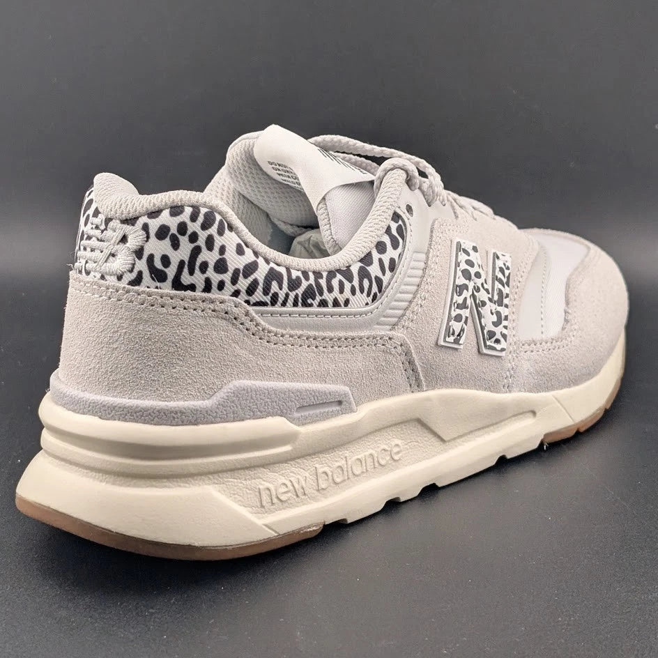 Women's Sz 8.5 New Balance 997H Sneaker Gray/White Leather/Textile Leopard Print SoleComfort.shoes