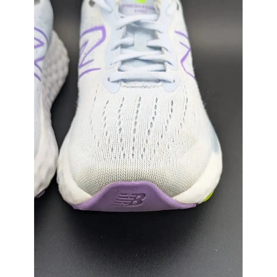 Pre-owned New Balance Fresh Foam EVOZ Womens Size 10, Mens Size 8.5 Light Blue / Purple New Balance