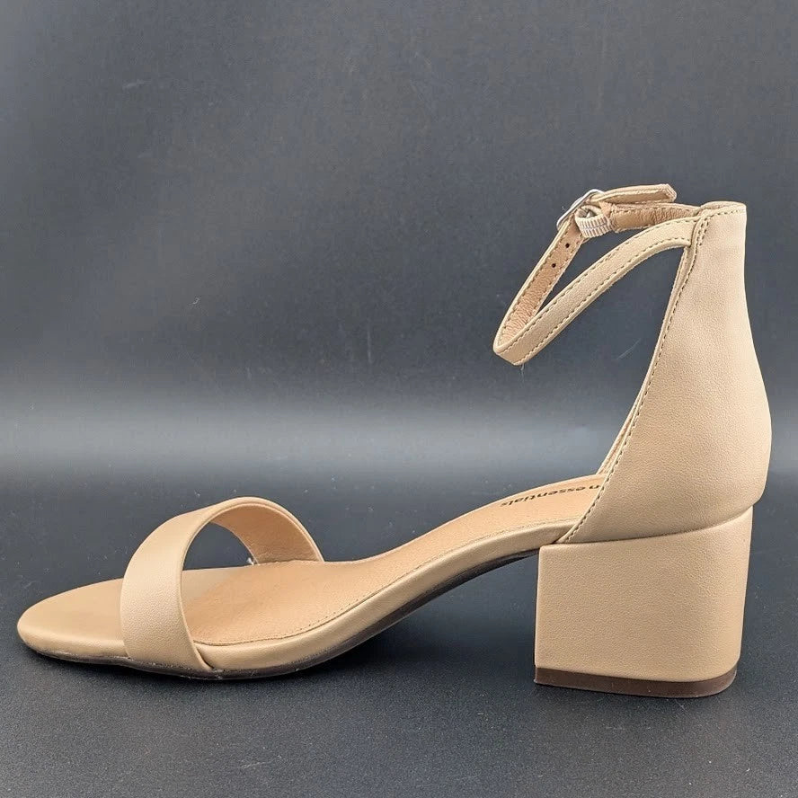 Women's Sz 7 Ankle Strap Heeled Sandals Open Round Toe Strappy Mid Block Heels SoleComfort.shoes