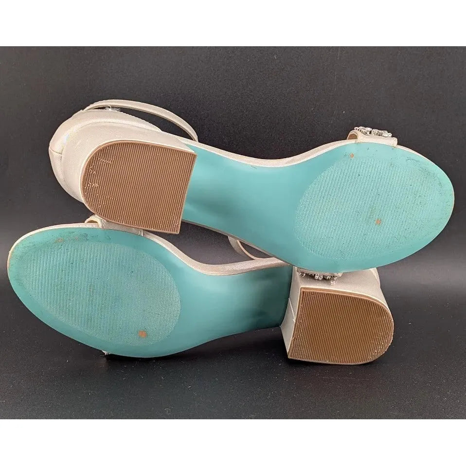 Blue by Betsey Johnson Women’s SB-Mel Heeled Sandal, Silver, Size 9M US SoleComfort.shoes