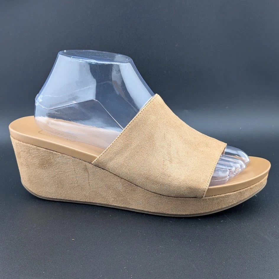 Carlos Santana Delphina Khaki Faux Suede Mules Size 8.5 Excellent Pre-own SoleComfort.shoes
