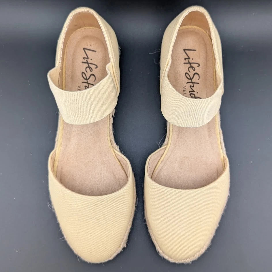 LifeStride Size 6 Wide Kaylee Espadrille Wedge Sandal Butter Denim SoleComfort.shoes