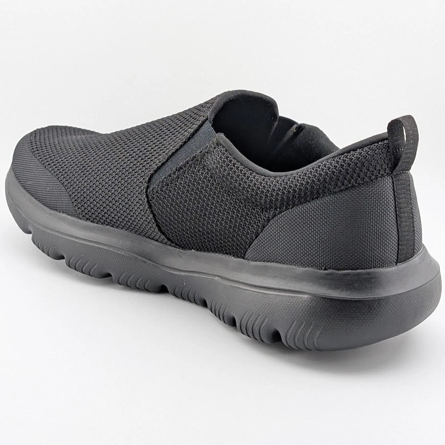 Men's Size 14EW SKECHERS Performance GOWalk Evolution Ultra - Impeccable Black SoleComfort.shoes