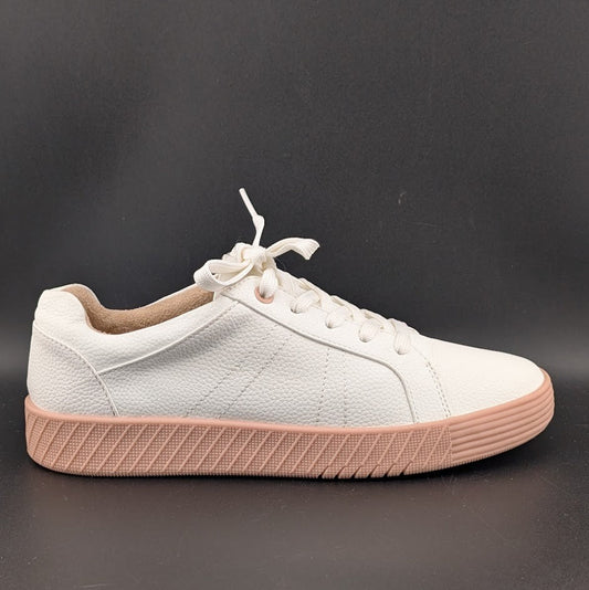 Women's Size 7.5W Soul Naturalizer Neela Lace Up Sneakers White/Gum Faux Leather SOUL Naturalizer