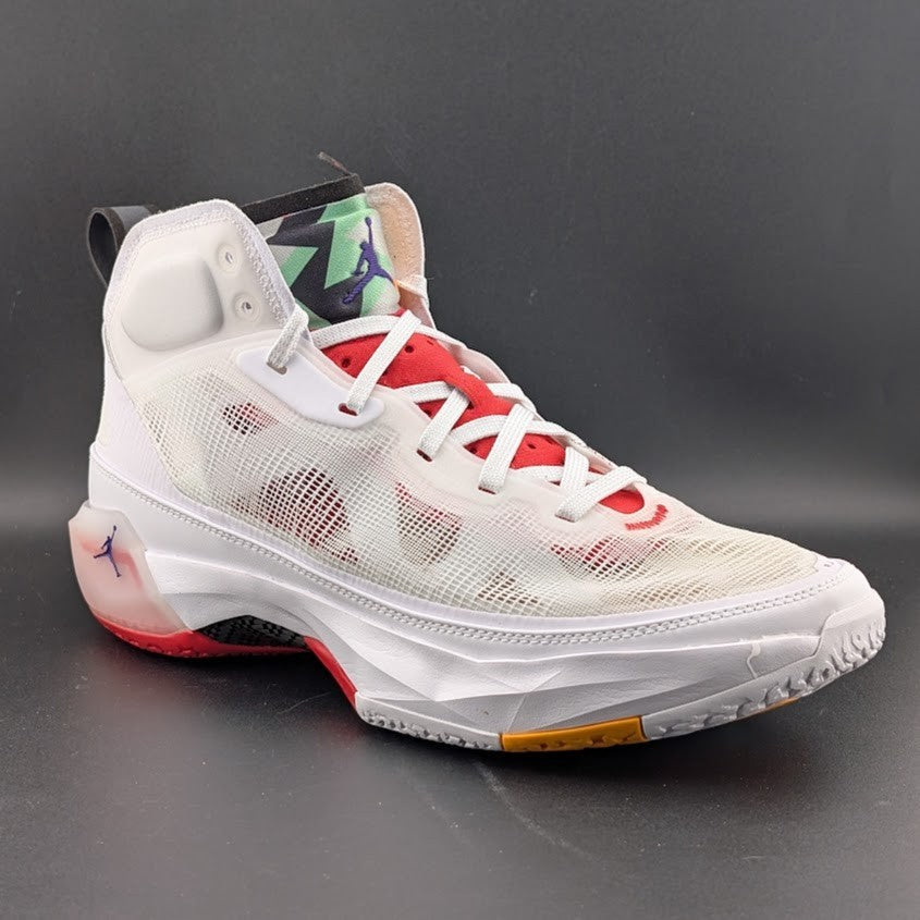 Nike Sz M10.5 Air Jordan XXXVII 37 'Hare' White White Red Basketball Shoe DD6958 Jordan