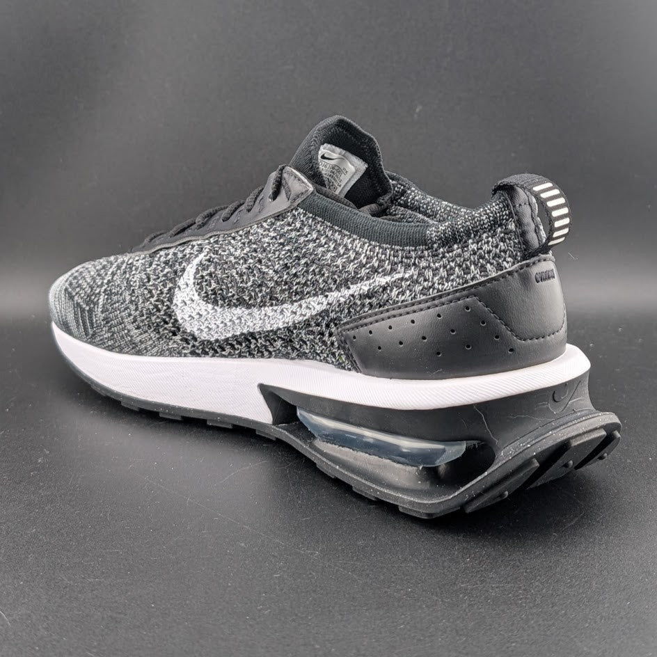 Nike Men's Size 8 Air Max Flyknit Racer DJ6106-001 Black/White Nike