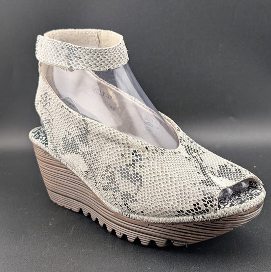 Bernie Mev "Mely" Leather Snakeskin Slingback Wedge Platform Sandals Sizes 6.5-8 Bernie Mev