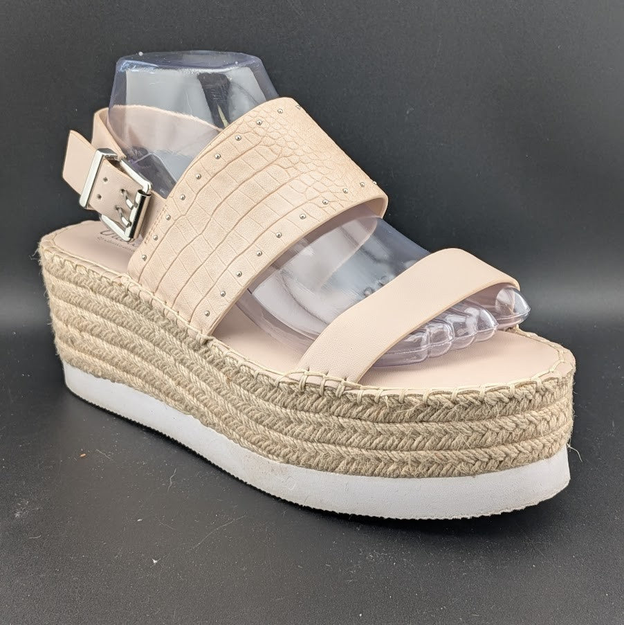 CHARLES by Charles David Women's Size 9.5 Scale Platform Wedge Sandals in Nude CHARLES DAVID