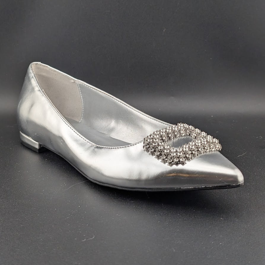 Nine West Size 8.5 Jesikes Rhinestone Medallion Slip-On Pointy Toe Dress Flats Nine West