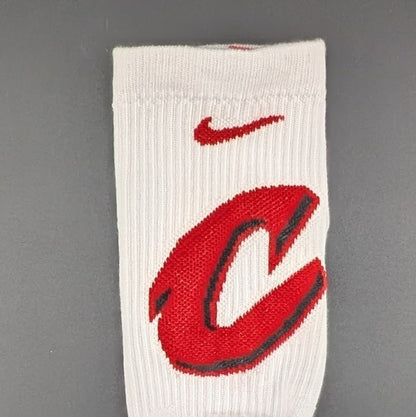 Nike NBA Authentics - Elite Crew Basketball Socks Men 8-12 White Cleveland Cavs Nike