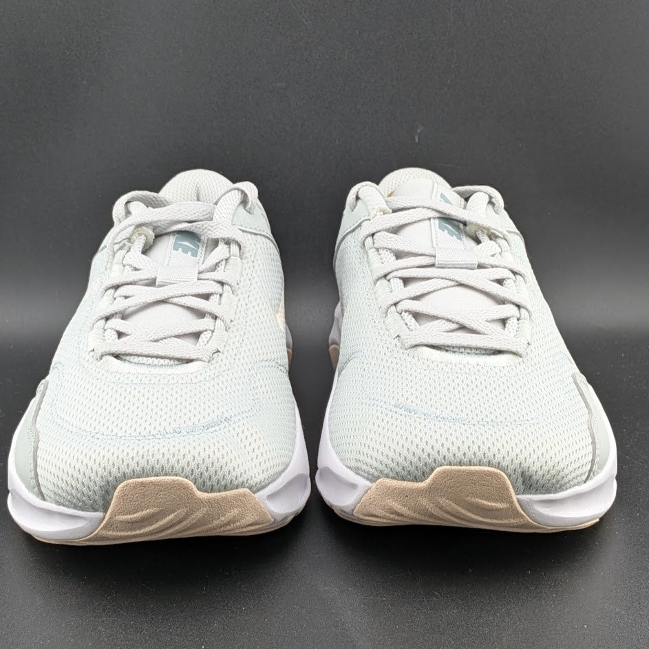 Women's Size 8.5 Nike Legend Essential 3 NN Lt Silver/Guava Ice DM1119 007 Nike