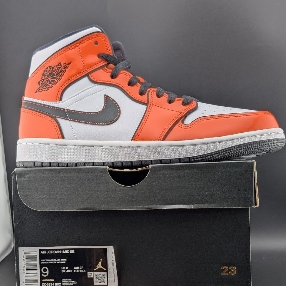 Air Jordan 1 Mid SE Turf Orange. Men's Size 9 Brand New Deadstock DD6834-802 Jordan