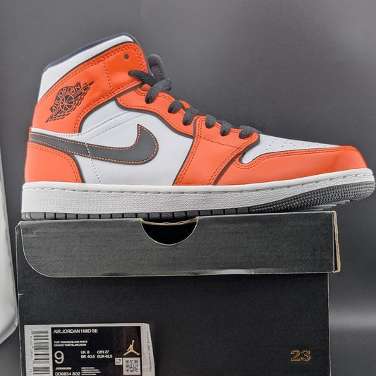 Air Jordan 1 Mid SE Turf Orange. Men's Size 9 Brand New Deadstock DD6834-802 Jordan