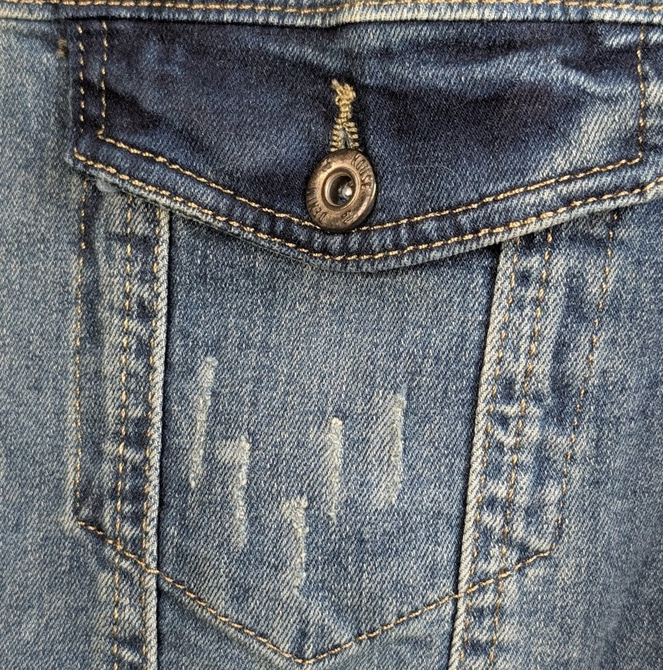 Denim House Woman's Size XL Distressed Jean Jacket Faded NWT Denim House