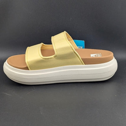 REEF Cushion Bondi 2 Bar Women’s Sizes 6-11 Platform Sandals Yellow Pale Banana Reef