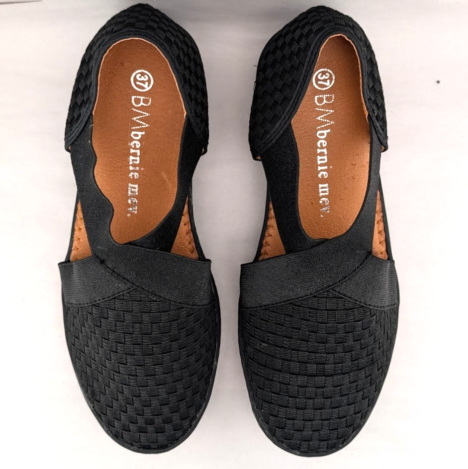 Bernie Mev Black Black Woven Strappy Slip-On Comfort Flat Sandals Women's Bernie Mev