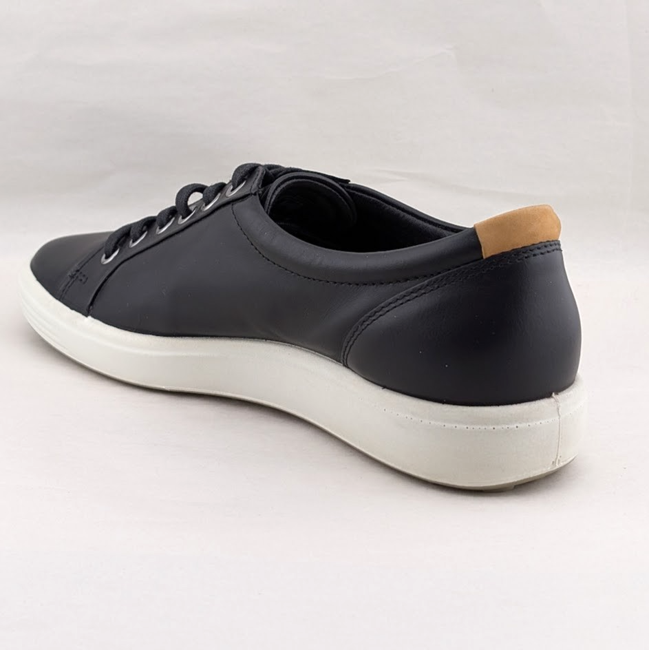 Ecco Soft 7 Leather Classic Sneaker Size EU41/ Woman's US 10-10.5 Walker New ECCO