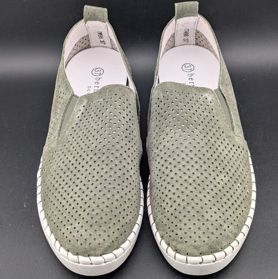 Bernie Mev TW98 Green Leather Twin Gore Slip-Ons  Size EU 37, 39 (US 6.5-7, 8.5) Bernie Mev