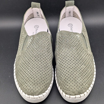 Bernie Mev TW98 Green Leather Twin Gore Slip-Ons  Size EU 37, 39 (US 6.5-7, 8.5) Bernie Mev