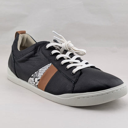 Softwalk Women's Size 11  Athens S2051-024 Black Leather Lifestyle Sneakers SoftWalk